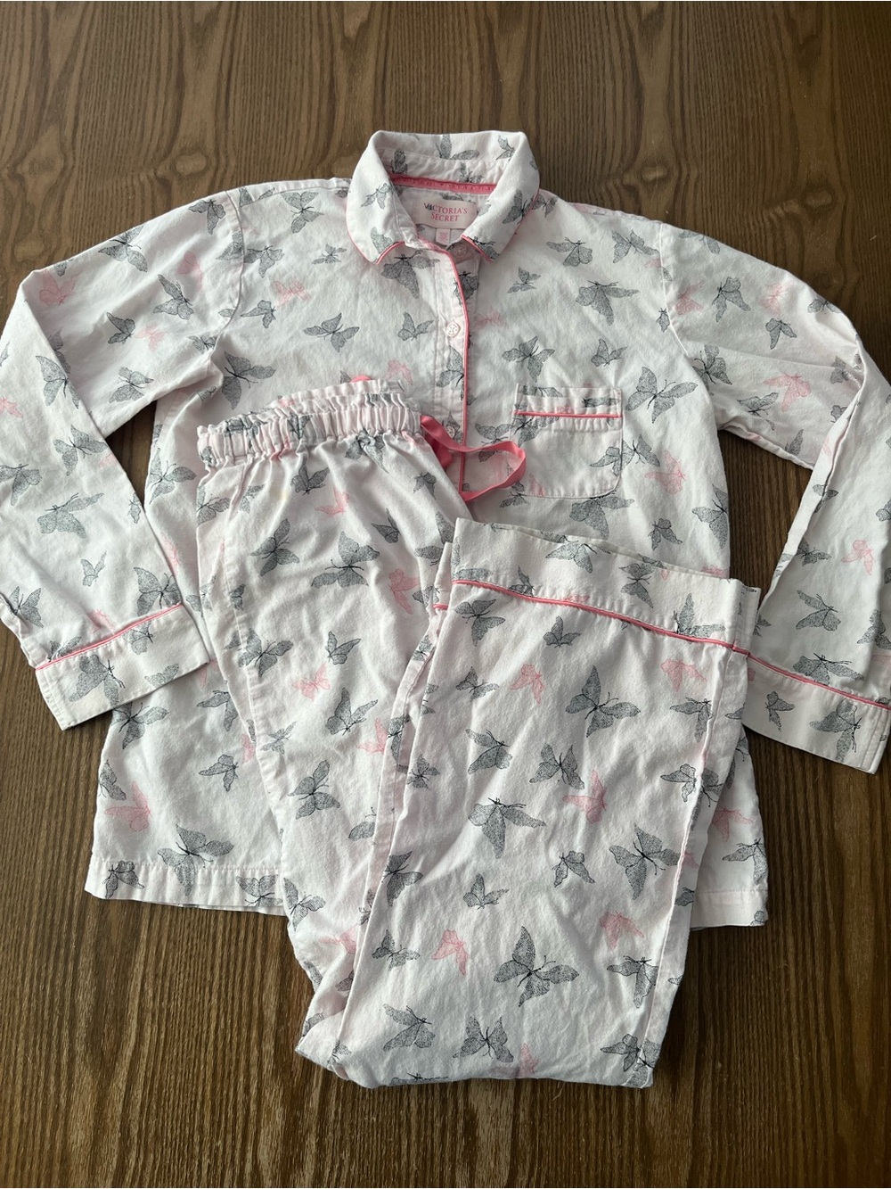 Victoria's Secret Pink & White Butterfly Pajama Set size small